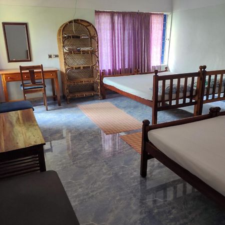 Gumnut Beach House Apartment Varkala Exterior photo