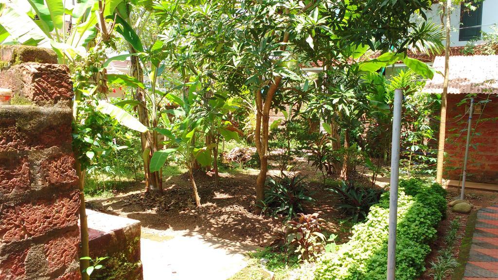Gumnut Beach House Apartment Varkala Exterior photo